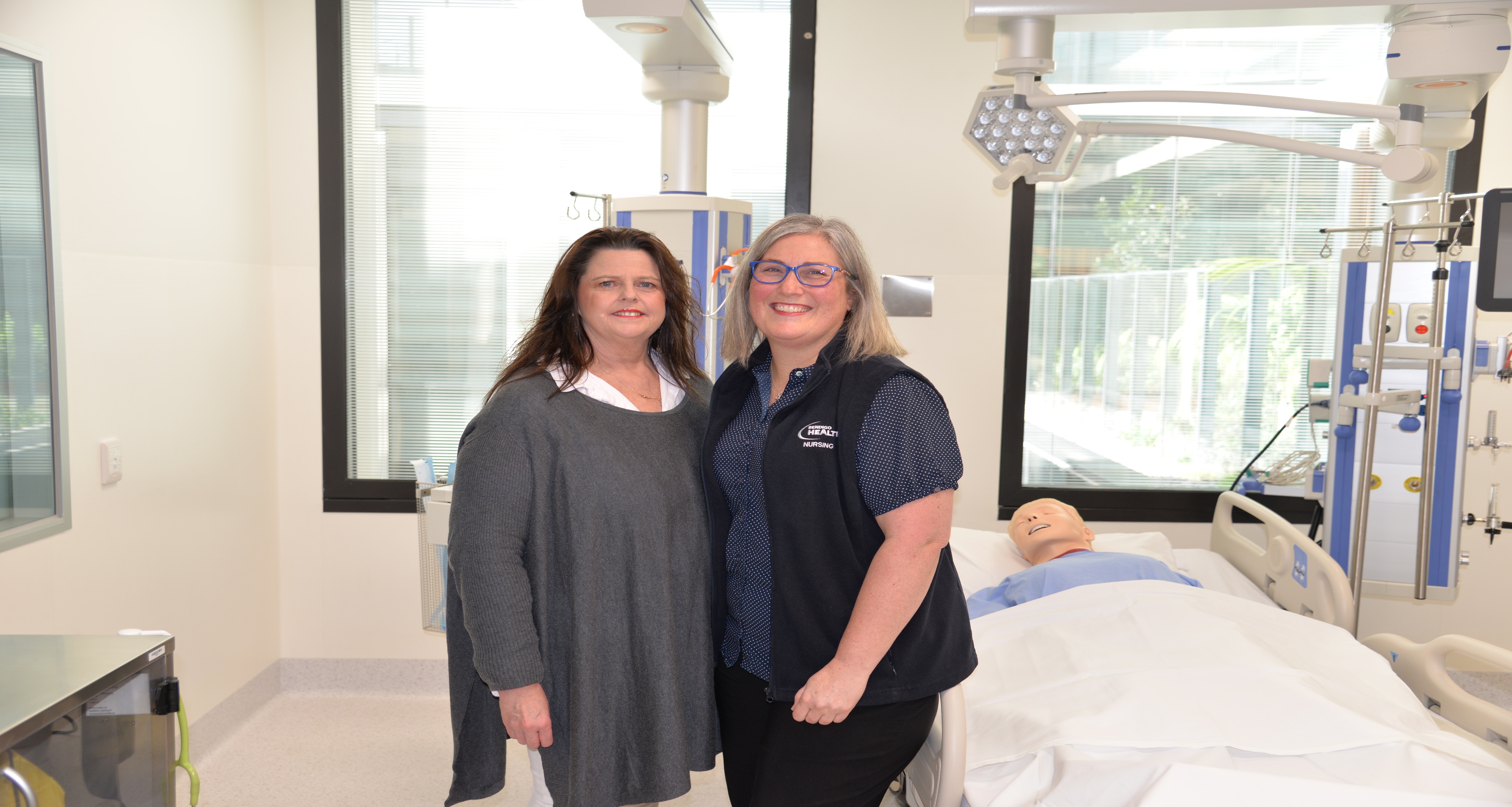 Jane Roulston and Bendigo Health organ donation nurse specialist Robyn Geldart
